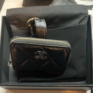 Extremely Rare Chanel Wallet Wrist Ankle Buckle Card Holder Black Authentic